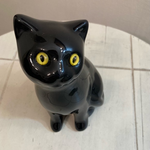 PR made in Taiwan ROC Accents Vintage Black Ceramic Cat Markings Pr